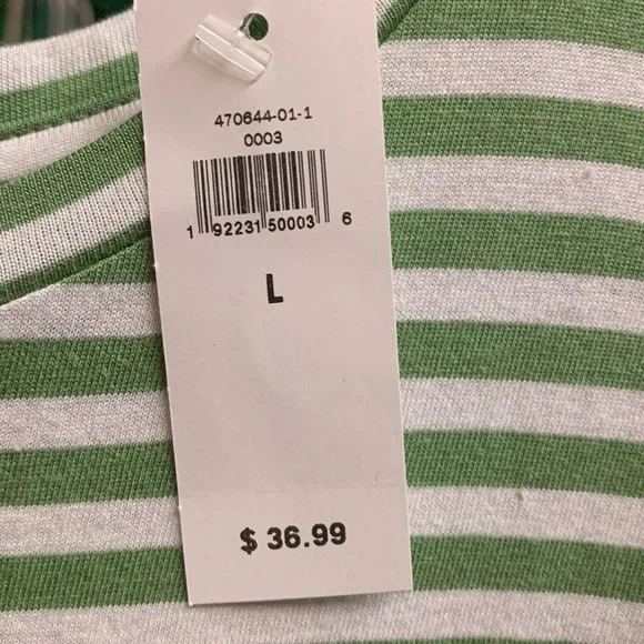 NWT BR designer tee 🖤 - Picture 5 of 5